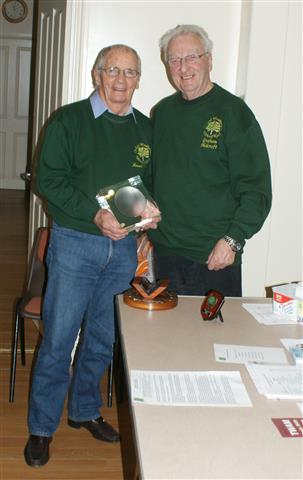 Graham Presents<br>Howard Overton with the BIll Alston trophy for 2016